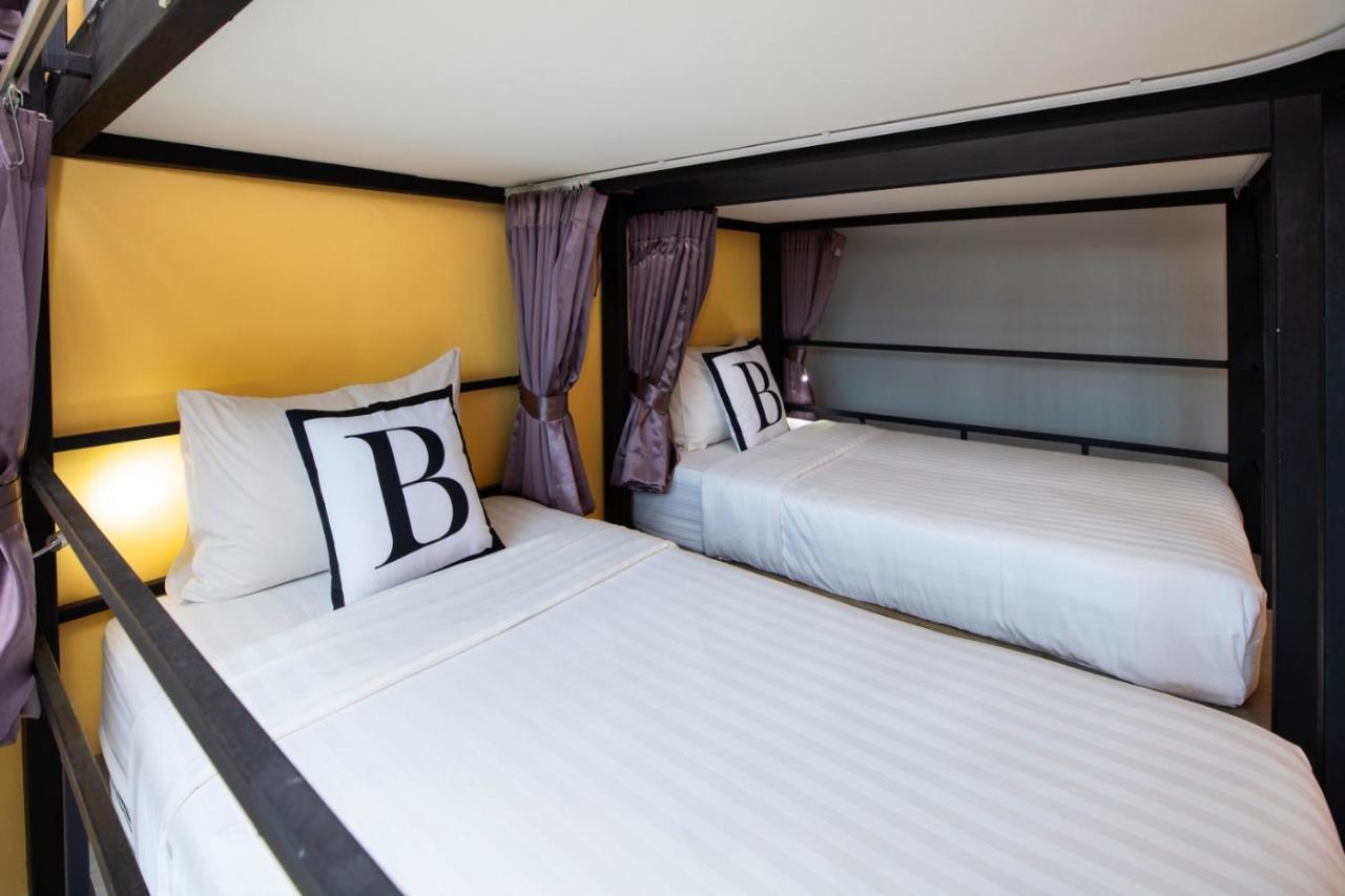 Bell Lifestyle Hostel Phuket Nai Yang Beach Exteriör bild