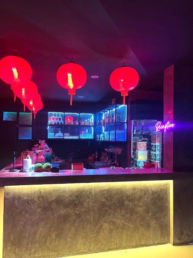 Bell Lifestyle Hostel Phuket Nai Yang Beach Exteriör bild